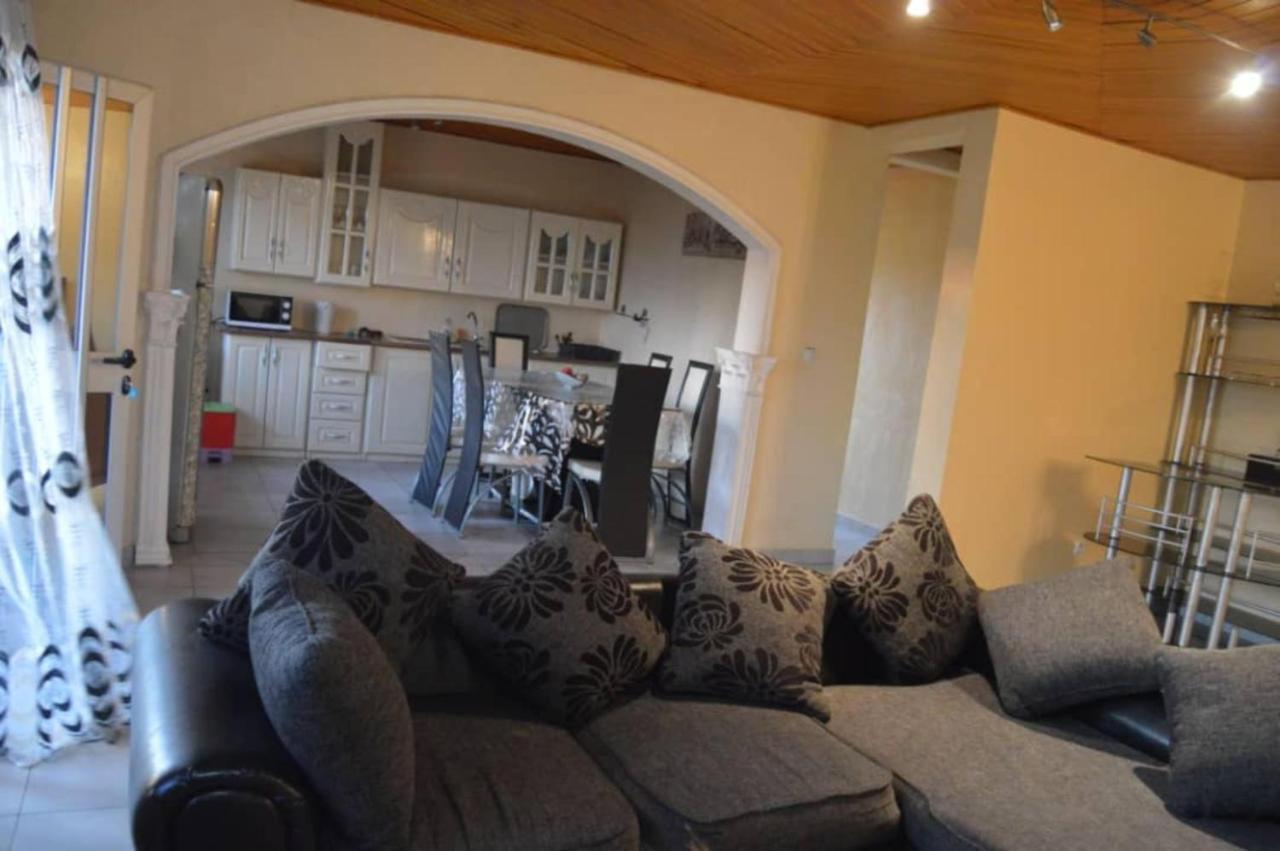 Residence Hoteliere Borel Denver Douala Buitenkant foto