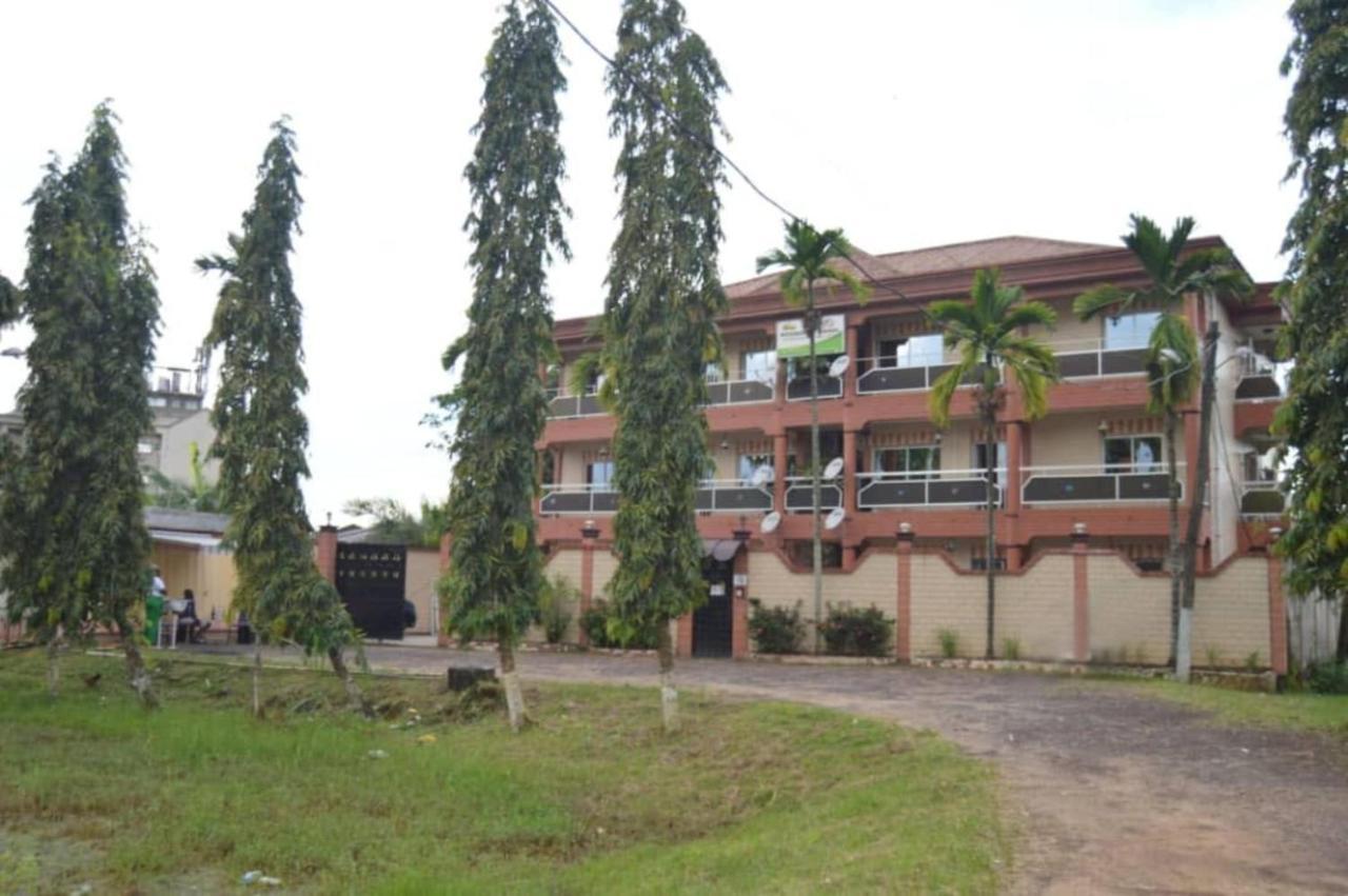 Residence Hoteliere Borel Denver Douala Buitenkant foto
