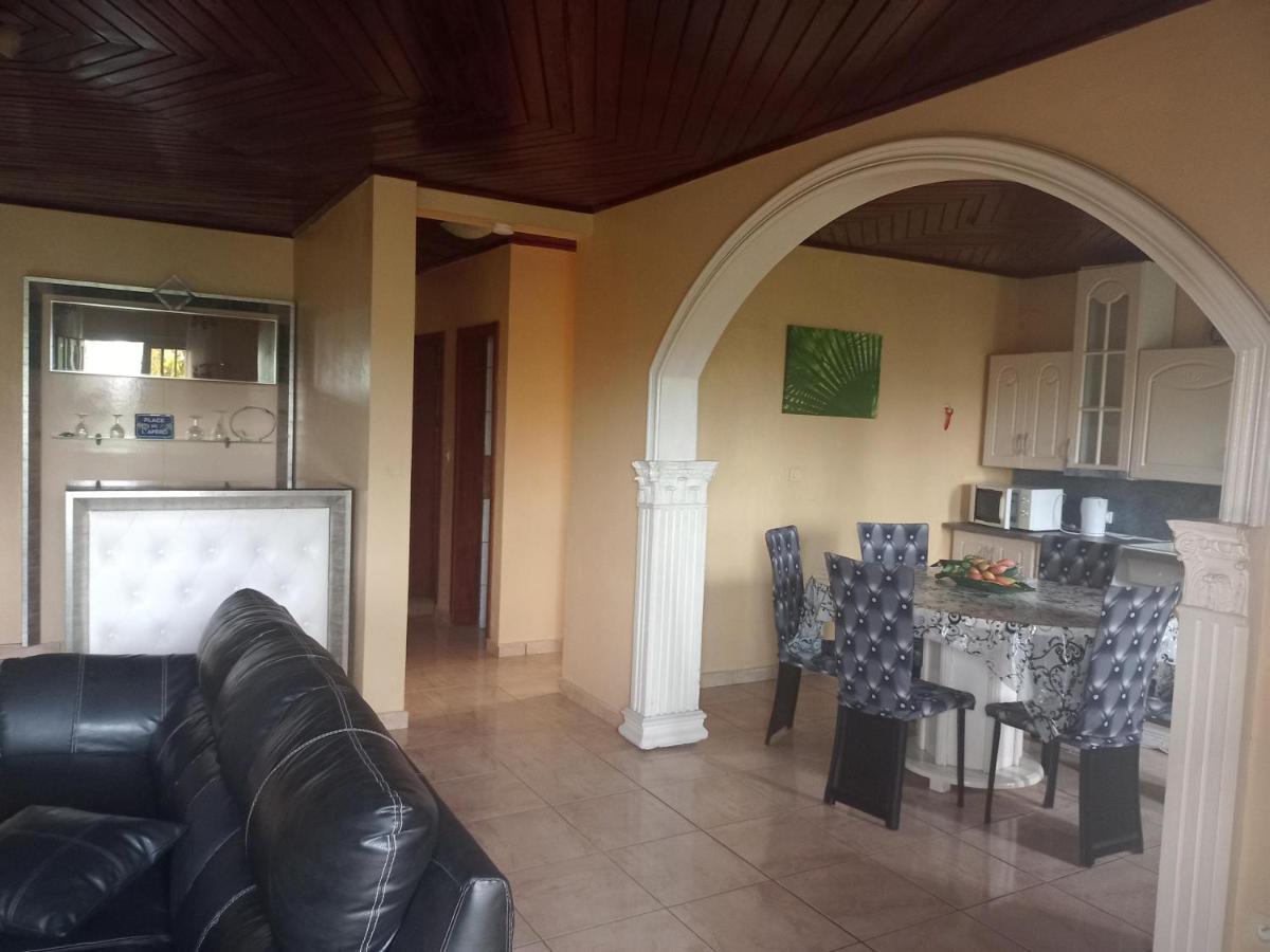 Residence Hoteliere Borel Denver Douala Buitenkant foto