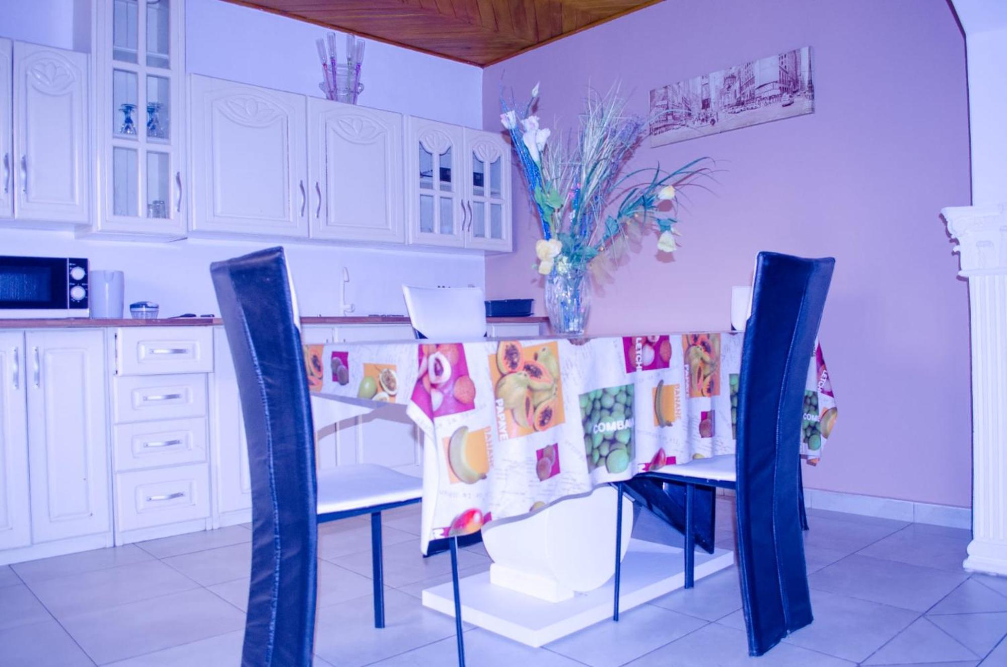 Residence Hoteliere Borel Denver Douala Buitenkant foto
